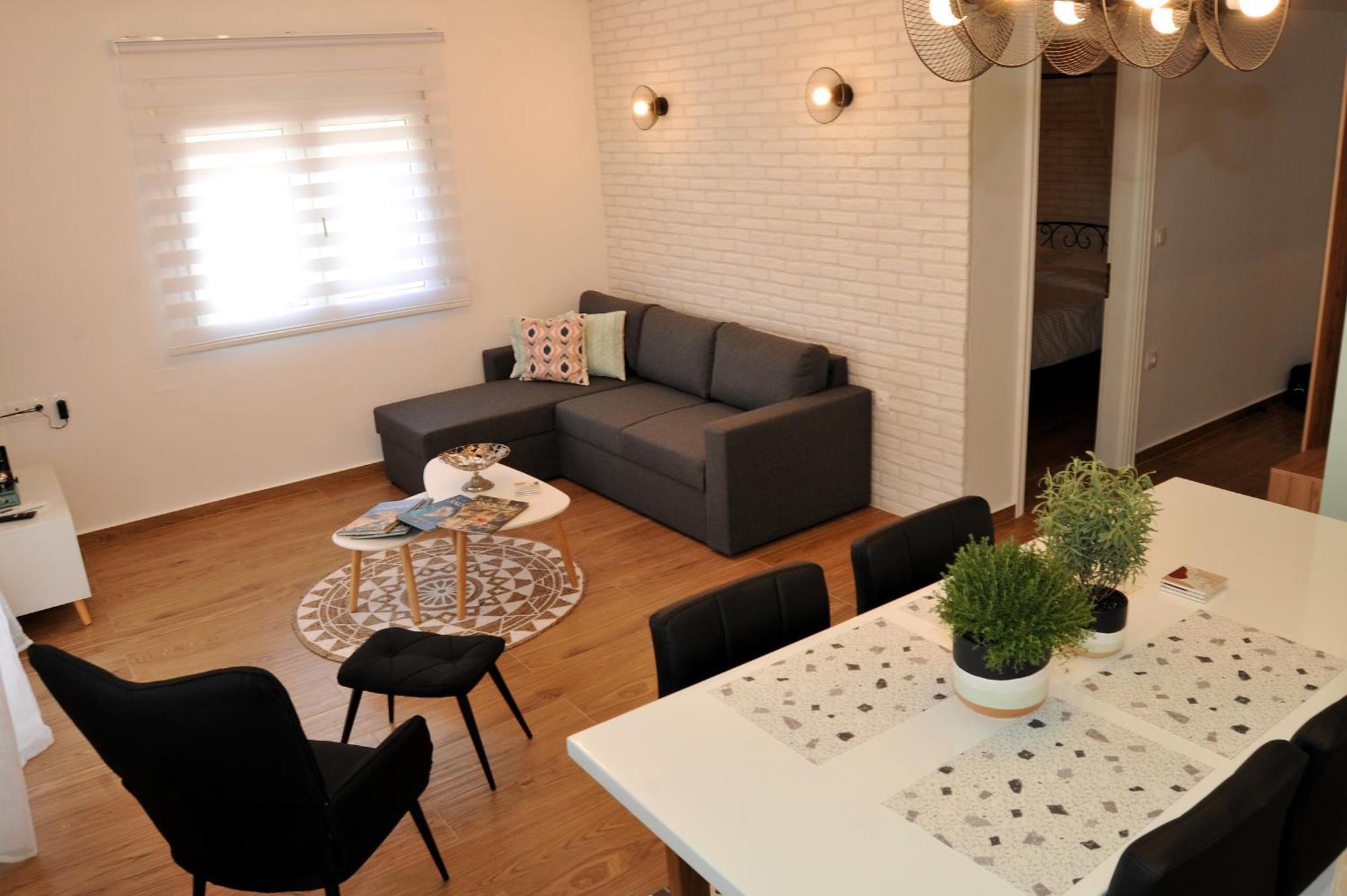 Vintage Apartment Helios Kalampáka Buitenkant foto